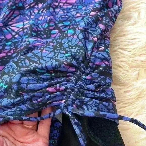 NWT TYR swimsuit - Picture 5 of 7